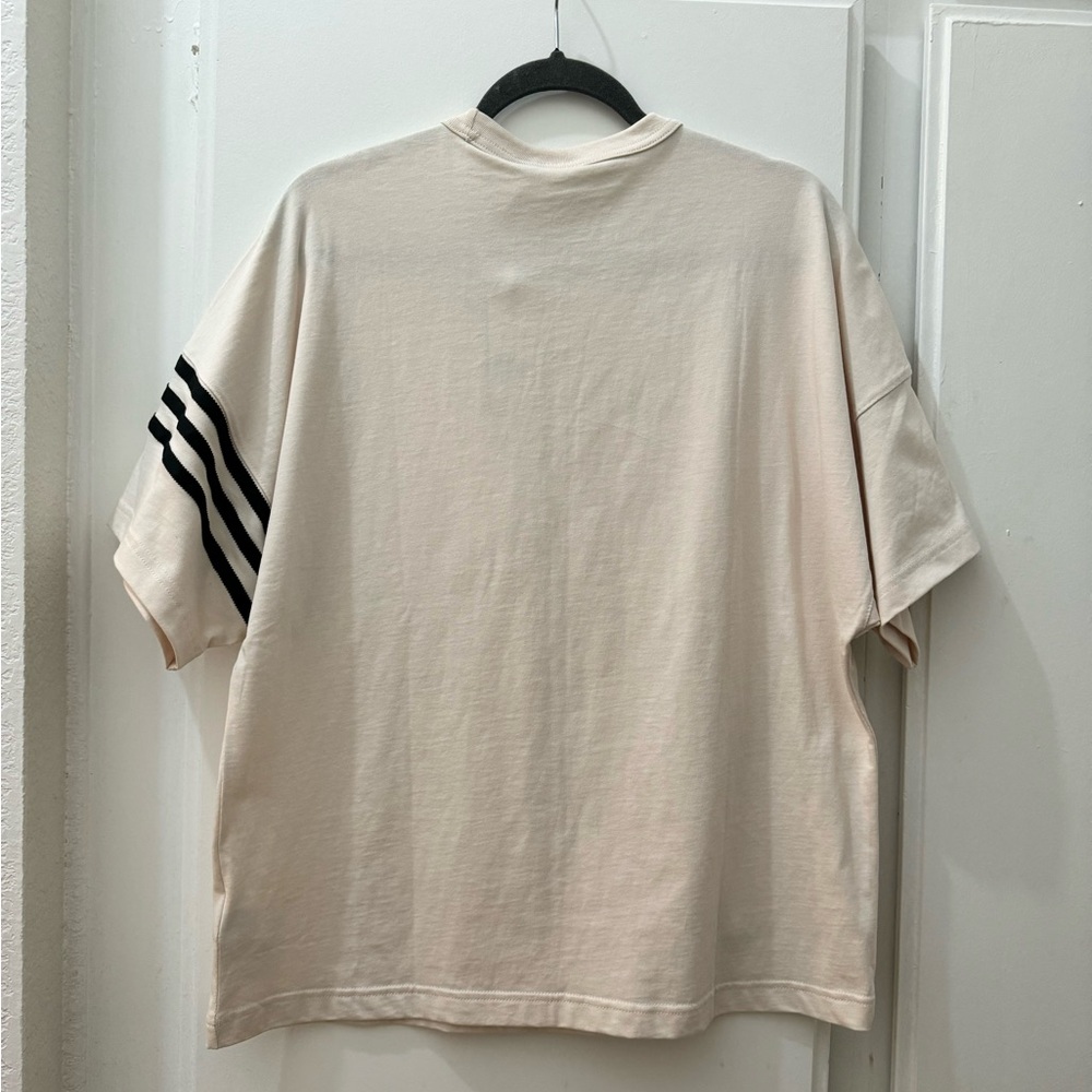 ADICOLOR Neuclassics Men’s Tee✨ - Picture 3 of 5
